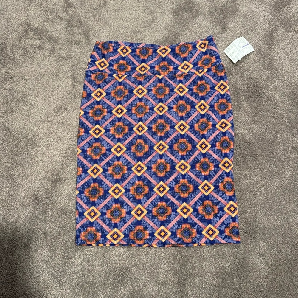 LuLaRoe Cassie Pencil Skirt Multicolor Geometric Print Stretch Pull On SIZE L